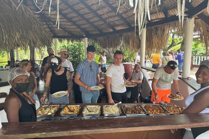 Higüey Market to Chavón River: Small-Group Dominican Life Day Trip