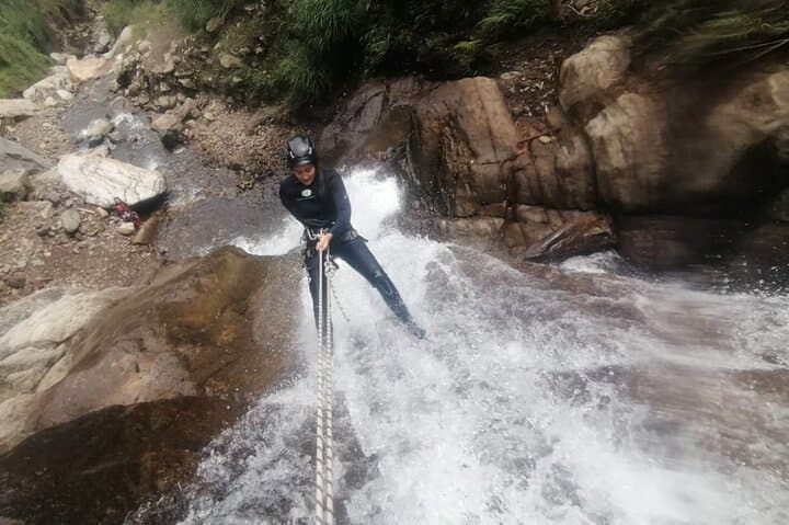 Canyoning in Baños de Agua Santa: Rappels, Waterfalls & Gorge Adventure photo 4