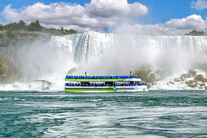 Maid of the Mist Guided Tour: Up-Close Niagara Falls Morning Experience