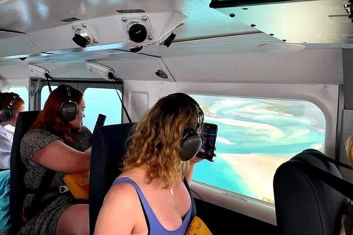 Whitsundays 60-Minute Scenic Flight: Heart Reef, Whitehaven & Hill Inlet photo 4