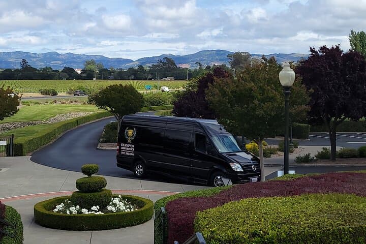Private Mercedes‑Benz Sprinter Wine Tasting Tour in Napa Valley photo 3