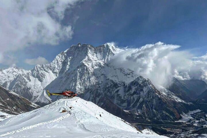 Private Luxury Everest View Heli Tour — 5-Day High-Altitude Sky Escape photo 5