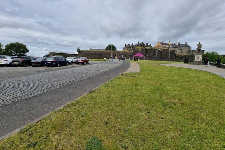 Scottish Castles and Whisky: Private Day Tour from Edinburgh photo 4