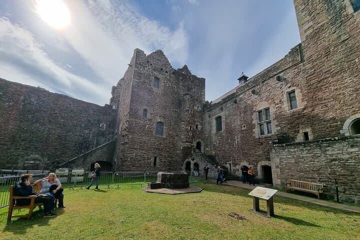 Scottish Castles and Whisky: Private Day Tour from Edinburgh photo 2