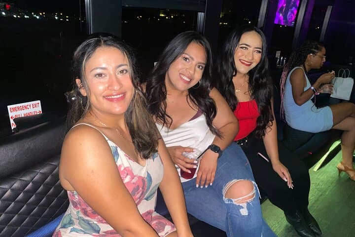 Las Vegas Strip Nightclub Crawl: VIP Party Bus, Rooftop Views & Vegas Sign photo 4