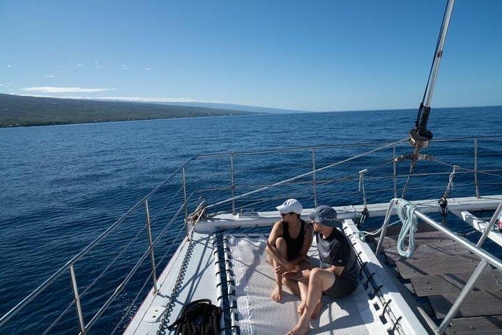 Kealakekua Bay Afternoon Snorkel & Sail — Captain Cook Monument Cruise photo 3