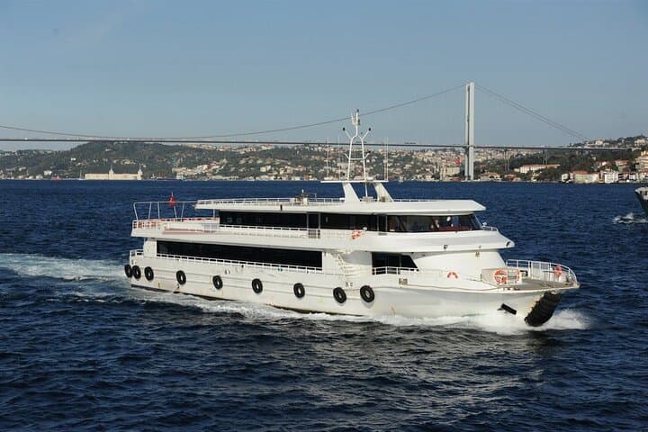 Istanbul Bosphorus Cruise, Pierre Loti & Eyüp Guided Tour photo 2