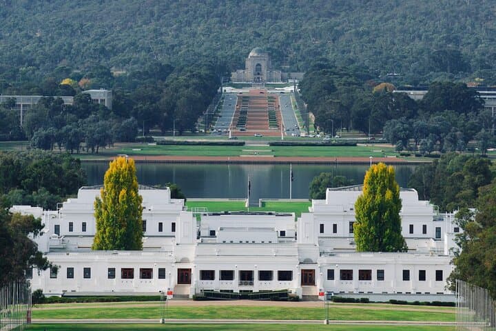 Canberra in a Day: Mount Ainslie, Parliament House & War Memorial Tour photo 4