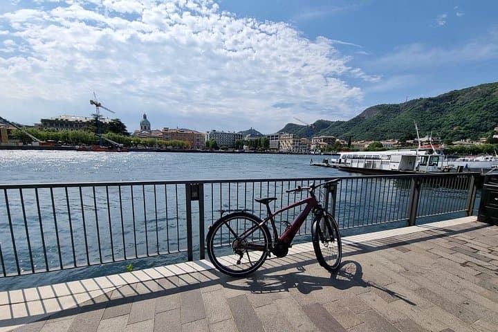 E-Bike Along Lake Como: Moltrasio & Laglio La Dolce Vita Tour photo 2