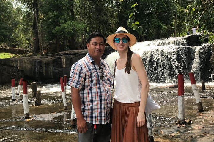 Custom Deluxe Siem Reap Tours — Temples, Kulen Mountain & Floating Villages photo 5