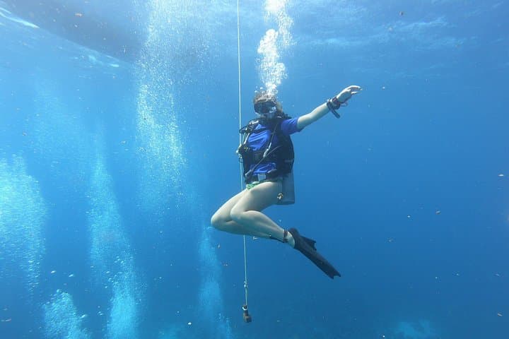 Half-Day Certified Dive Tour in San Andrés Island — Two-Tank Scuba Adventure photo 3