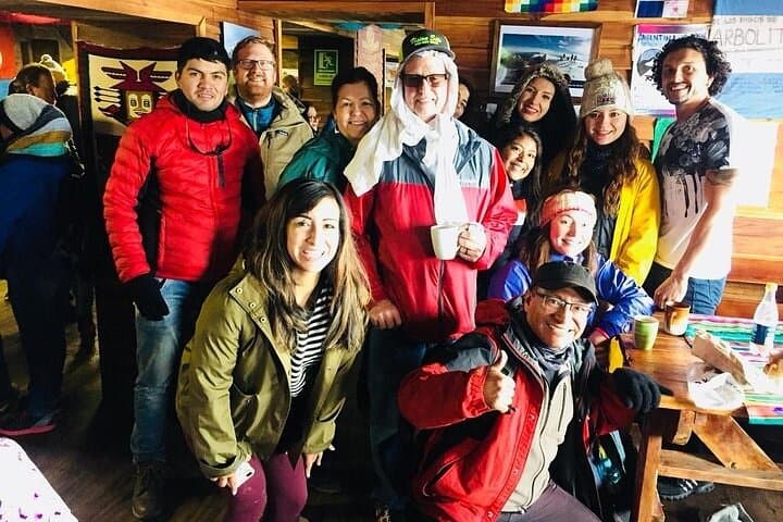 Andes to Amazon: 4-Day Cotopaxi, Quilotoa & Baños Rainforest Adventure from Quito
