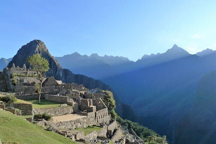 Andes to Islands: Machu Picchu & Galapagos 10-Day Expedition