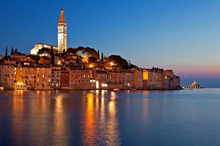 Rovinj by Night: Speedboat Evening to Istria’s Harbor & Old Town