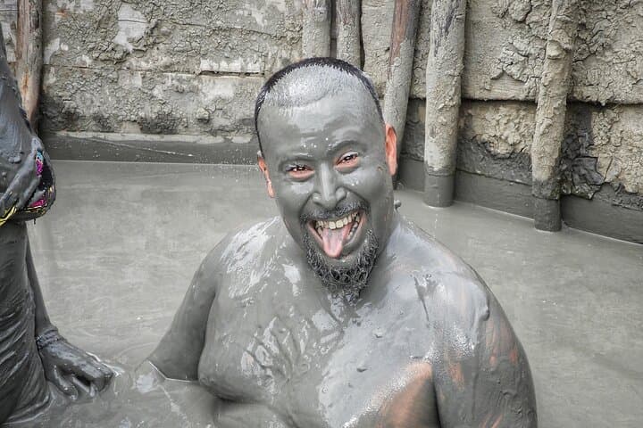VIP Day Trip: Totumo Mud Volcano, Pink Salt Flats & Estelar Manzanillo photo 3