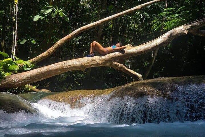 Mayfield Falls and Lethe River Bamboo Rafting: Limestone Pools and River Massage photo 3