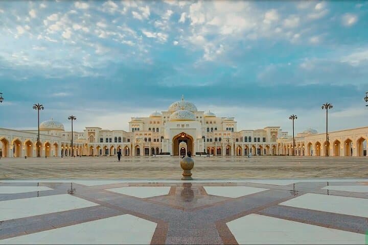 Abu Dhabi Private Tour: Qasr Al Watan, Sheikh Zayed Mosque & Emirates Palace Cappuccino photo 1