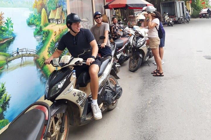Full-Day Motorbike Tour Around Ninh Binh — Mua Cave, Tam Coc & Hoa Lu