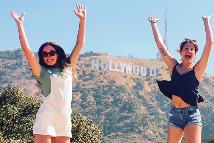 Hollywood to Beverly Hills: Full-Day Sightseeing Tour from Orange County