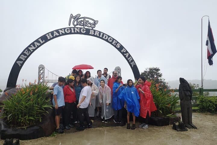 3-Day Arenal Volcano, Monteverde Hanging Bridges & Manuel Antonio Beach Adventure photo 4