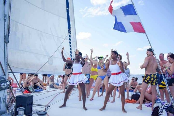 Saona Island Catamaran Adventure from Punta Cana — Natural Pool, Snorkel & Open Bar photo 4