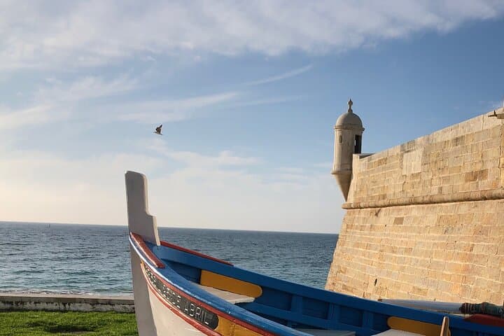 Private Half-Day Tour of Sesimbra & Arrábida: Castle Views, Winery Tasting, and Azulejo Workshop