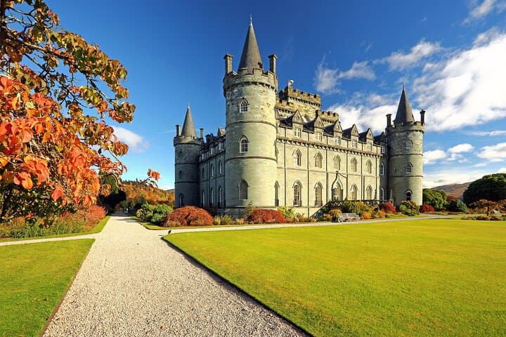 Edinburgh to the West Highlands: Lochs, Mountains & Castles Day Tour