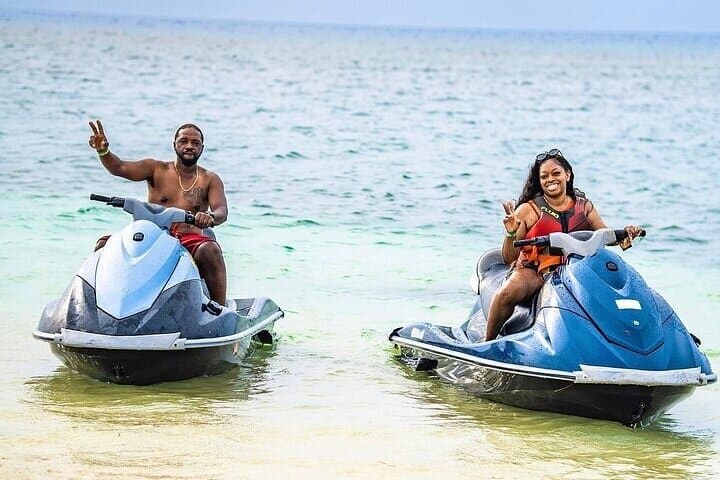 Montego Bay Jet Ski & Parasailing Private Beach Tour photo 5