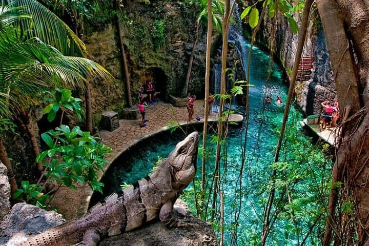 Xcaret Park Plus: Underground Rivers, Buffet Lunch & Mexico Espectacular Night Show