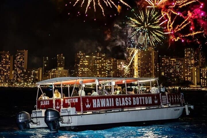 Waikiki Glass-Bottom Fireworks Cruise: Friday Night from Kewalo Basin photo 4