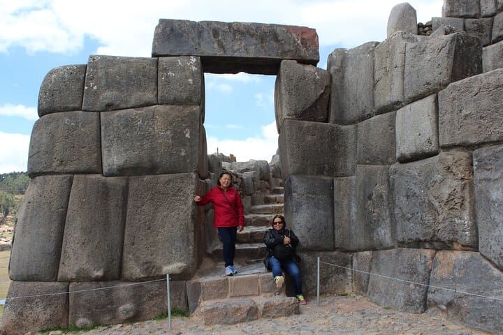 6-Day Peru Highlights: Lima, Ica & Machu Picchu Tour photo 4