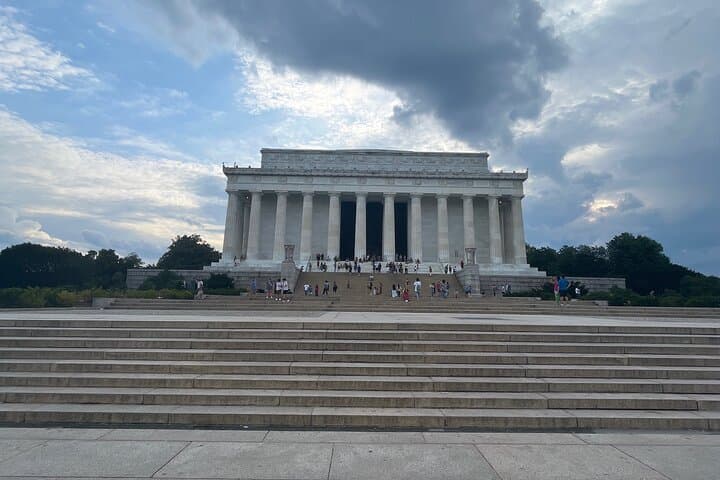 Moonlight Monuments: Private 3-Hour Night Tour of Washington DC photo 6
