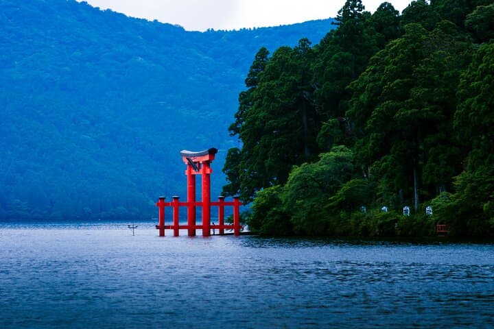 Mt Fuji and Hakone Day Tour: 5th Station, Owakudani & Lake Ashi photo 5