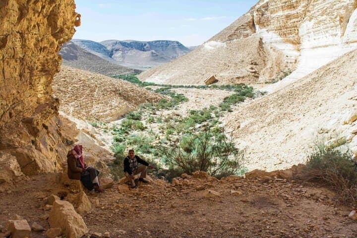 Dahab Cave Paintings Jeep Tour — Ancient Rock Art & Desert Hike photo 4
