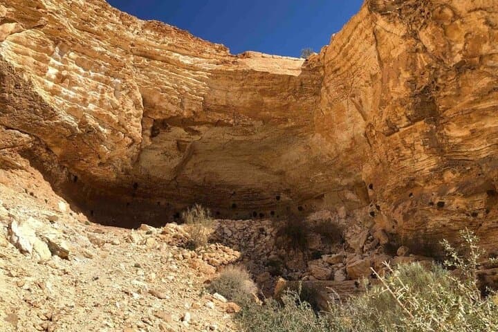 Dahab Cave Paintings Jeep Tour — Ancient Rock Art & Desert Hike photo 3