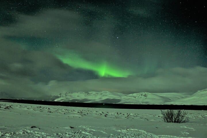 Northern Lights Photography Tour from Akureyri: Small-Group Aurora Hunt photo 3