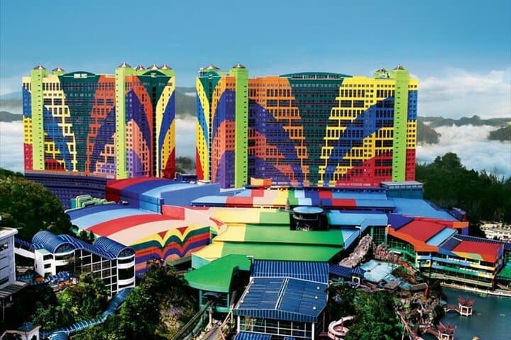 Genting Highlands Day Trip from Kuala Lumpur — Awana SkyWay, Skytropolis & Mountain Views photo 5