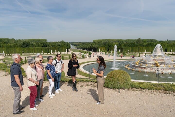 Skip-the-Line Versailles Palace & Gardens Tour by Train from Paris photo 6