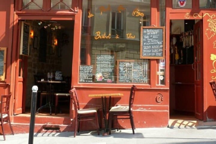 Old Nice Food Tour: Socca, Pissaladière & Local Wine Tasting photo 4