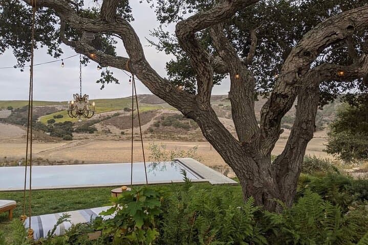private-santa-ynez-valley-wine-tasting-tour-luxury-suv-wine-country