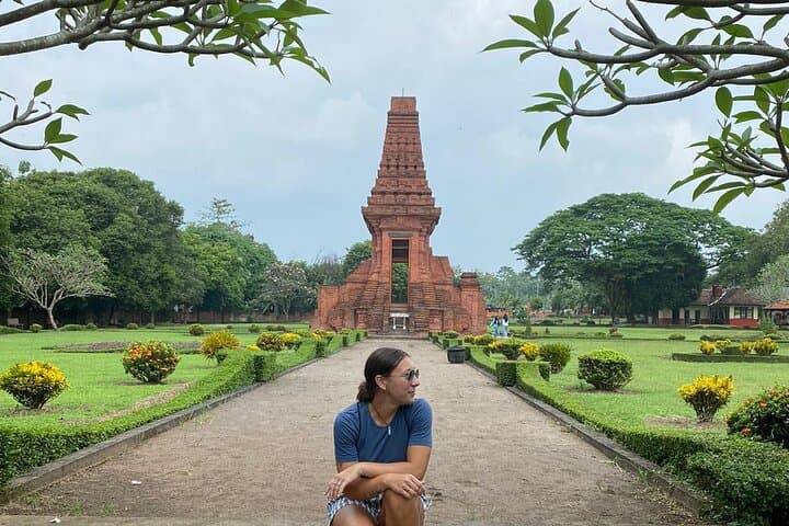 Exploring Majapahit: Guided Archaeology Tour from Surabaya photo 4