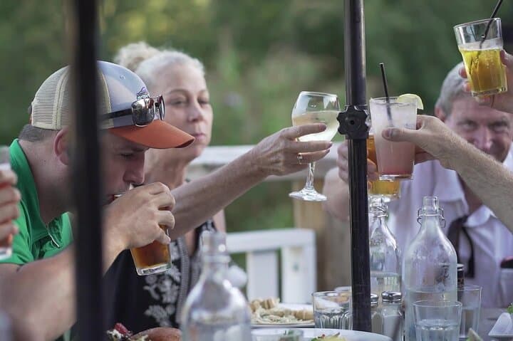 Bowen Island Dinner Zodiac Tour from Vancouver — Evening Cruise & Waterfront Dining photo 4