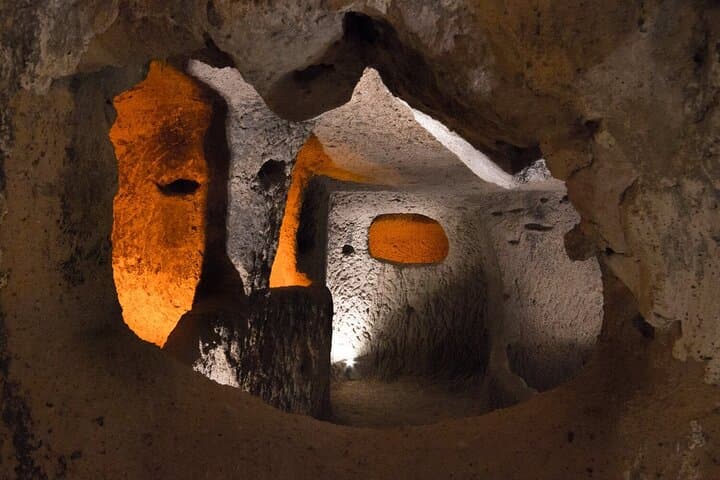 Ihlara Valley Hiking Tour: Cave Churches, Riverside Lunch & Hidden Canyons photo 6