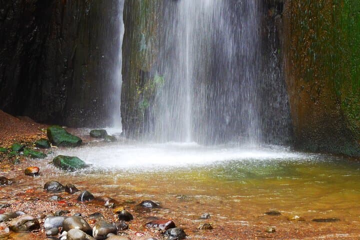 Full-Day Hike to Capua Waterfall: Arequipa’s Lava-Walled Canyon photo 2