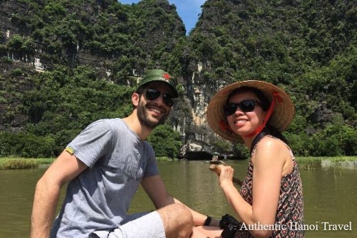Tam Coc & Hoa Lu Day Trip: Limousine Transfer to Vietnam’s Karst Riverlands photo 6