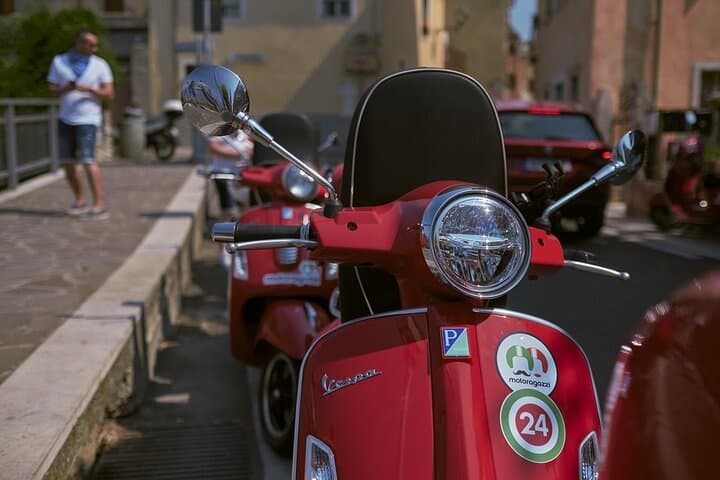 Full-Day Self-Guided Vespa Tour Around Lake Garda from Desenzano photo 2
