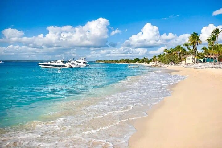 Full-Day Catalina Island Trip from Santo Domingo — Snorkel Coral Walls & Private Casa de Campo Beach photo 3