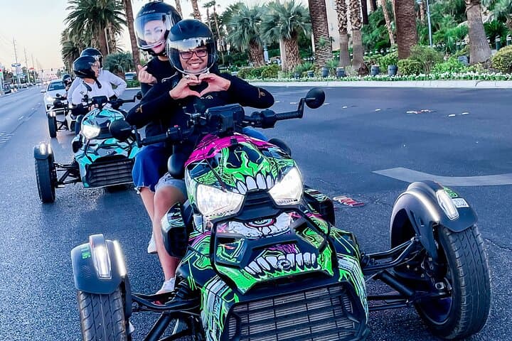 Self-Guided Can-Am Trike Rental & Scenic Road Ride from Las Vegas