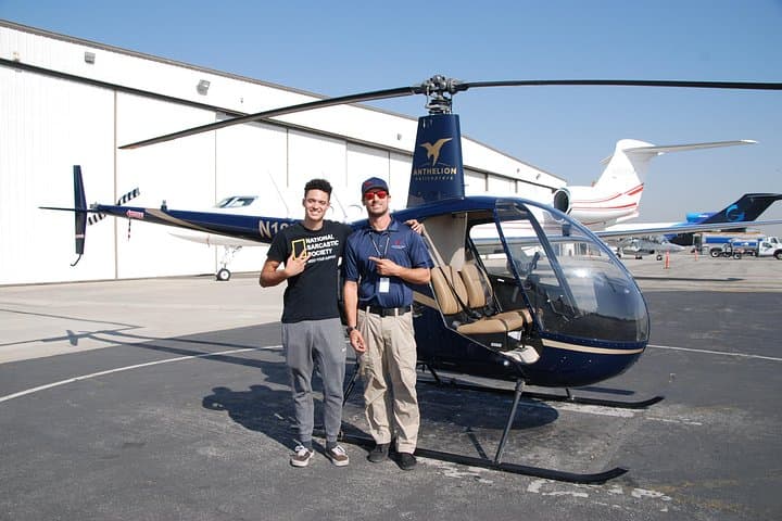 Introductory Helicopter Lesson in Los Angeles: Fly Over Long Beach and the Port photo 6