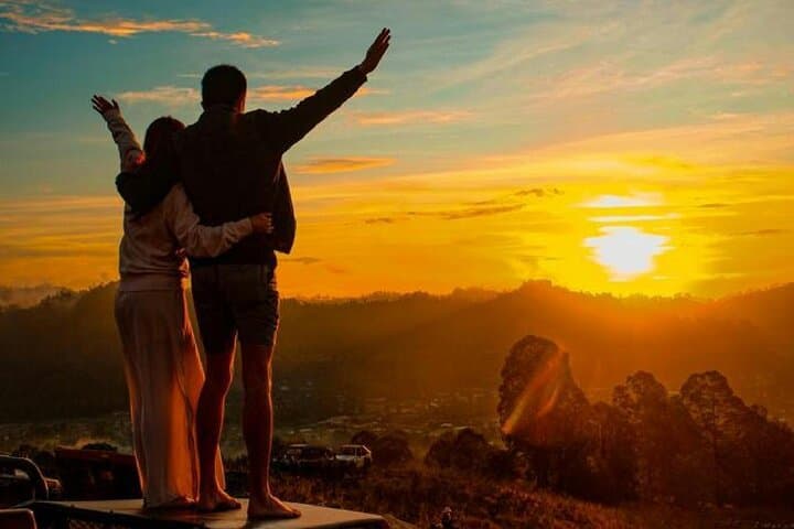 Mount Batur Sunrise Jeep Ride with Breakfast and Guide — Bali